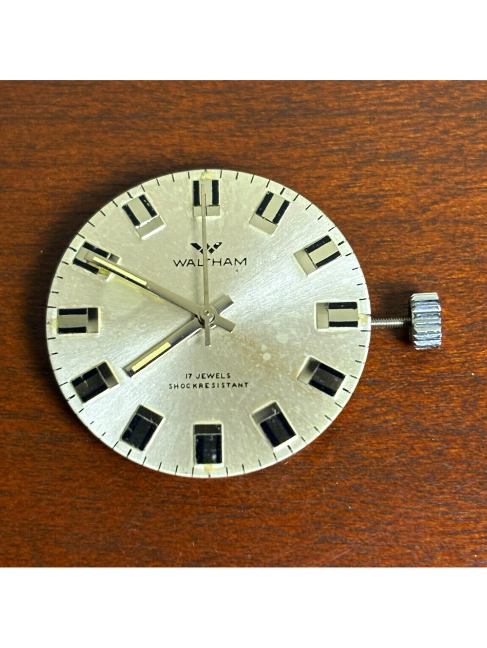 Vintage Waltham 17 Jewels Watch Movement & Dial Silver Sunburst 27.91mm RUNNING!